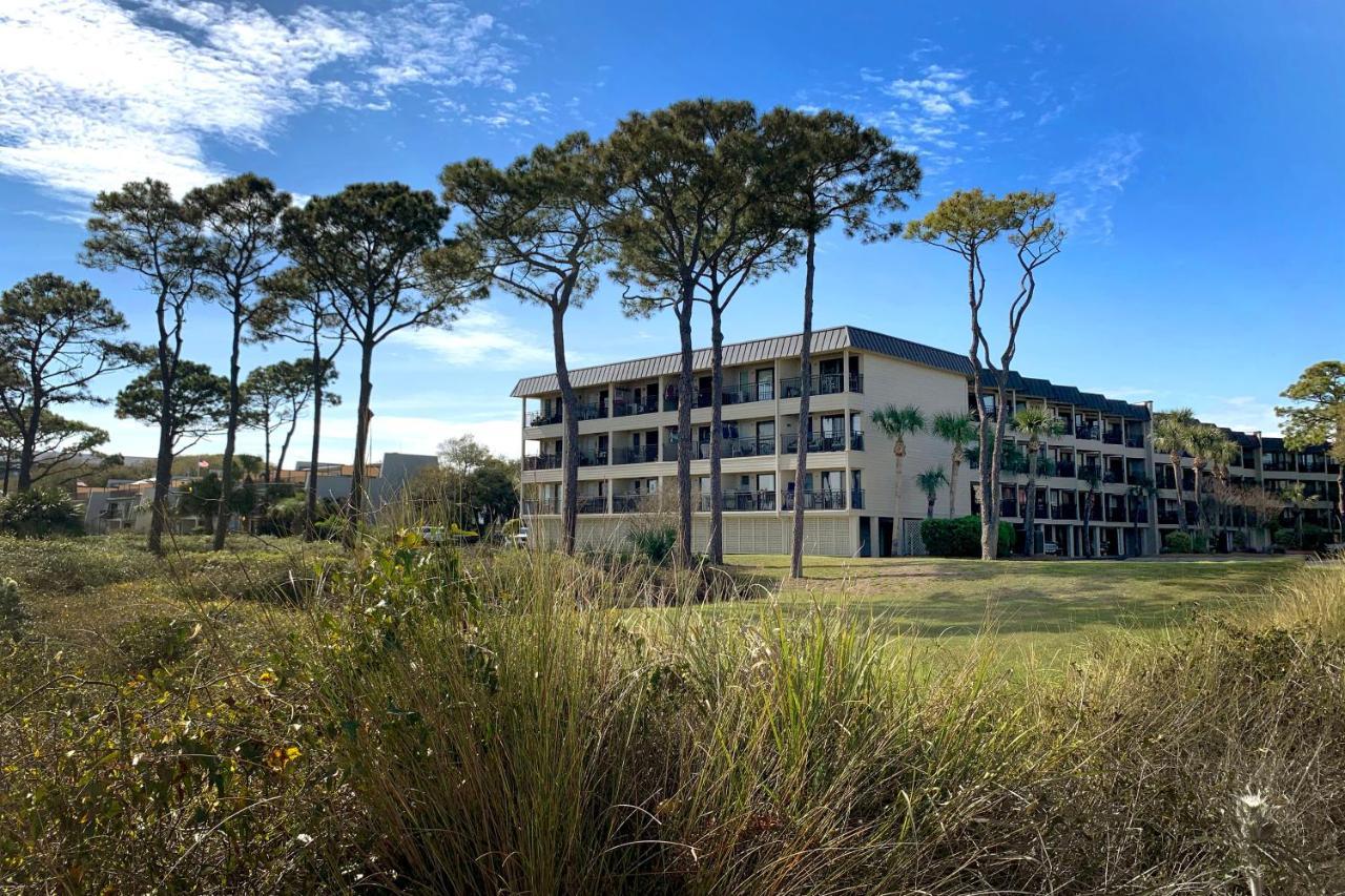 Nothing But Ocean In Forest Beach Apartment Hilton Head Island Exterior photo