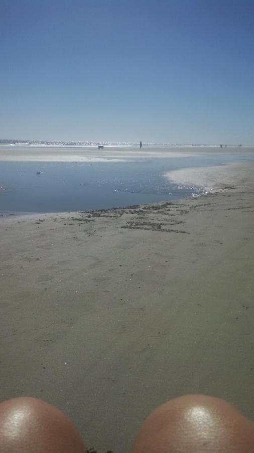 Nothing But Ocean In Forest Beach Apartment Hilton Head Island Exterior photo