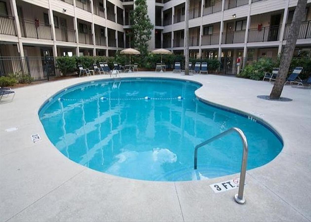 Nothing But Ocean In Forest Beach Apartment Hilton Head Island Exterior photo